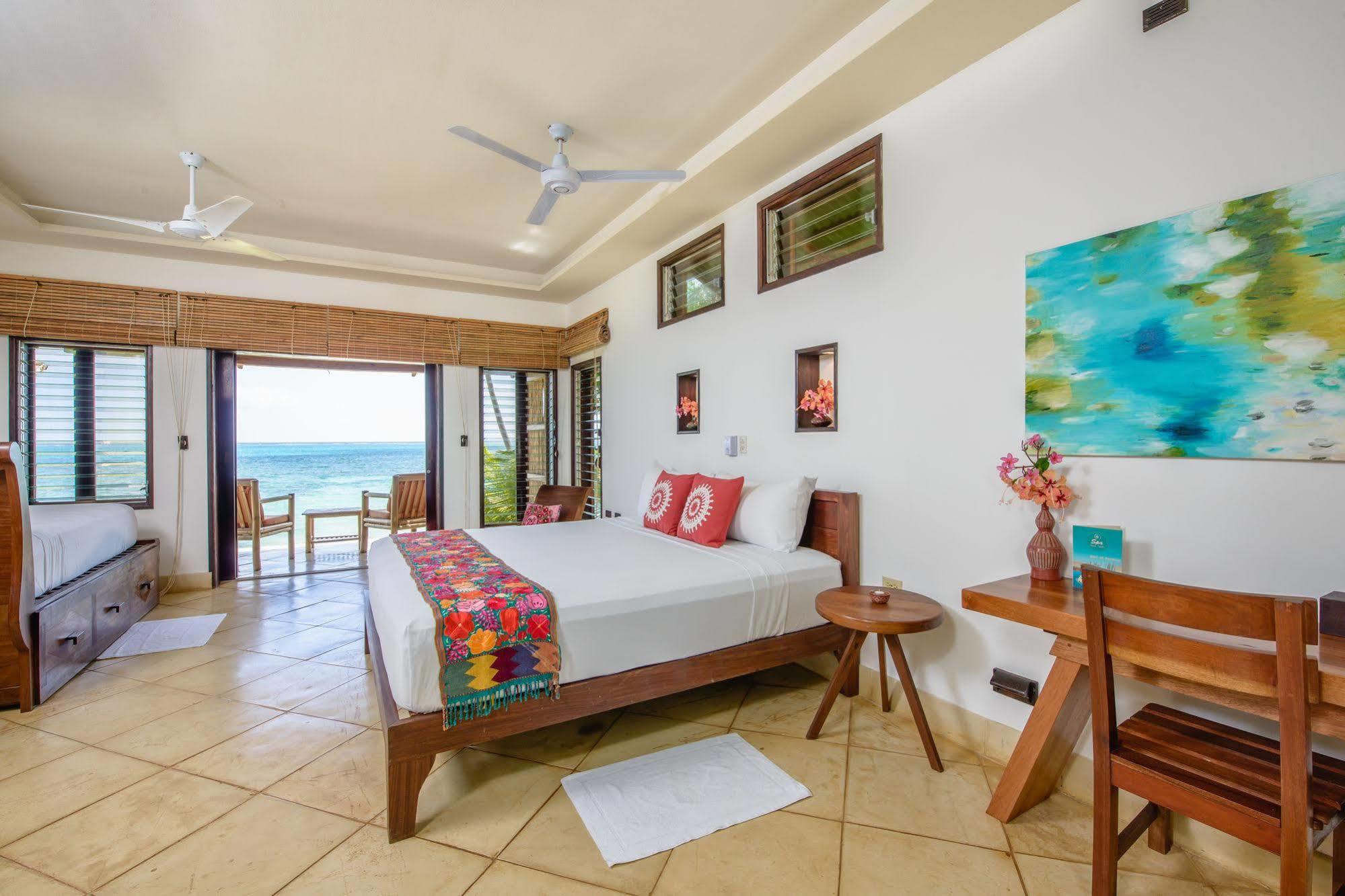 Yemaya Reefs, A Small Luxury Hotel Pulau Little Corn Luaran gambar